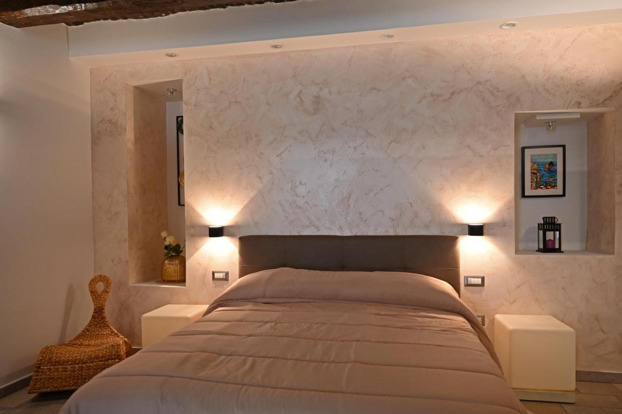 Apartmán Il Rifugio Di Beppe Neapol Exteriér fotografie